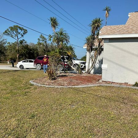 Punta Gorda Home, Sleeps 10 Exterior photo